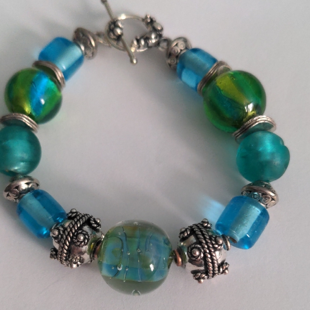 Handcrafted Blue-Green Lamp Work Glass Beaded Bracelet, New, Bali Silver.